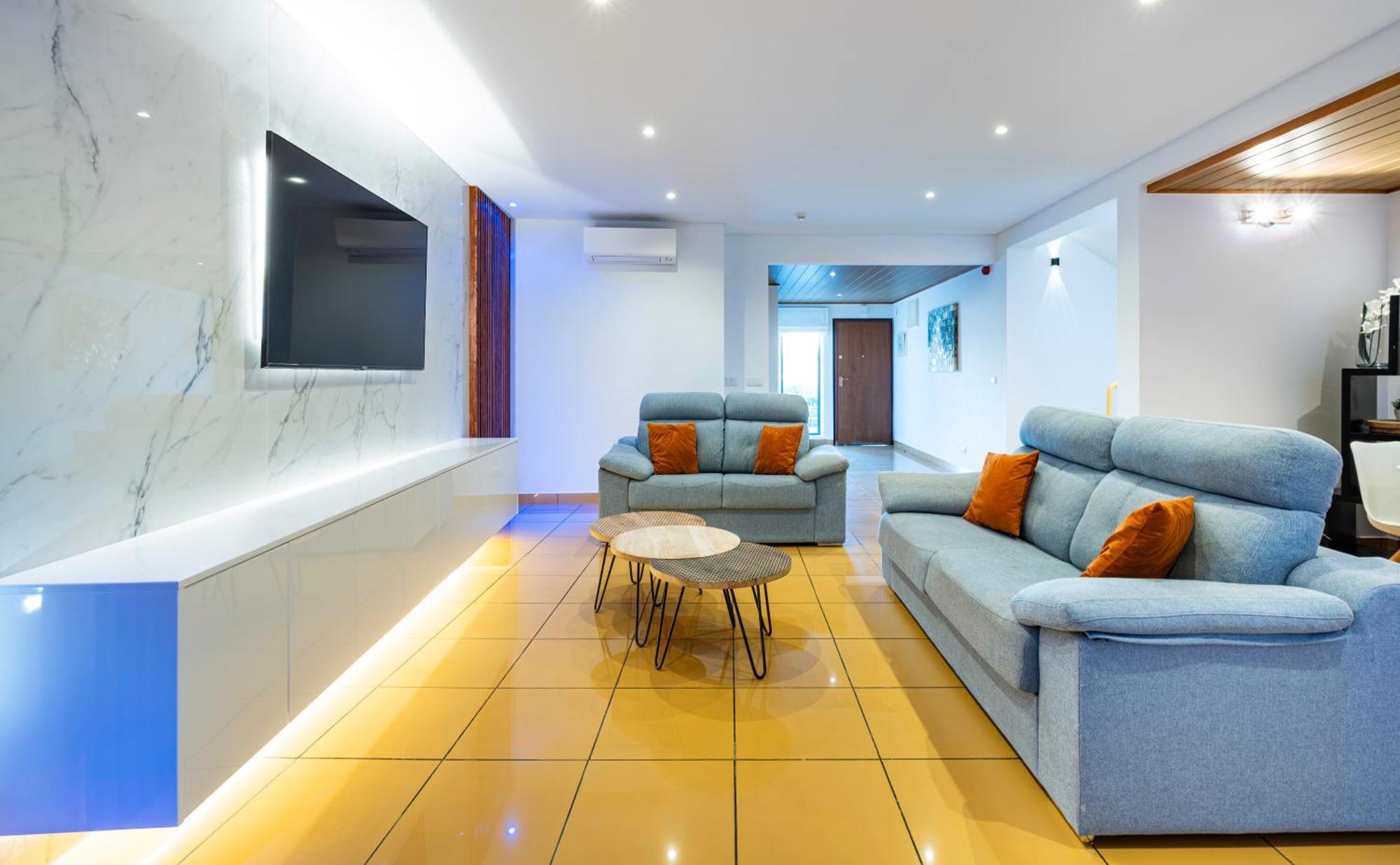 Penthouse 160Sqm Wide Terraces Pool View & Private Hot Tub & Parking Apartment Albufeira Luaran gambar